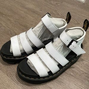 dr. Martens / doc martens sandals